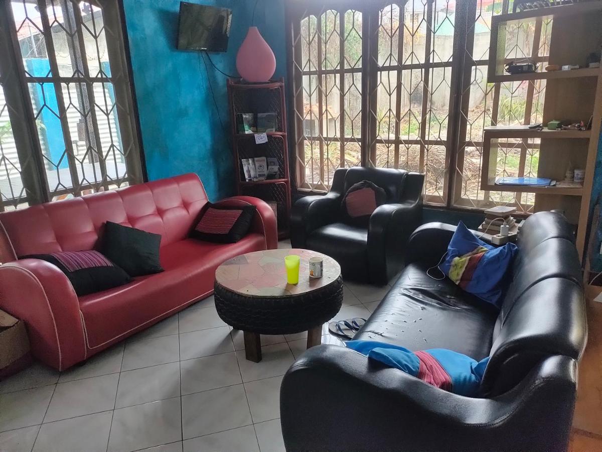 Casa Minha Backpackers Hostel Dili Buitenkant foto